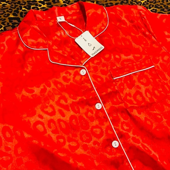 Red Leopard Matching Satin Set - Picture 2 of 9